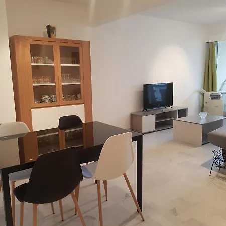Premiere Ligne Mer T2 Pour 4 Personnes N1 32 * La Grande-Motte